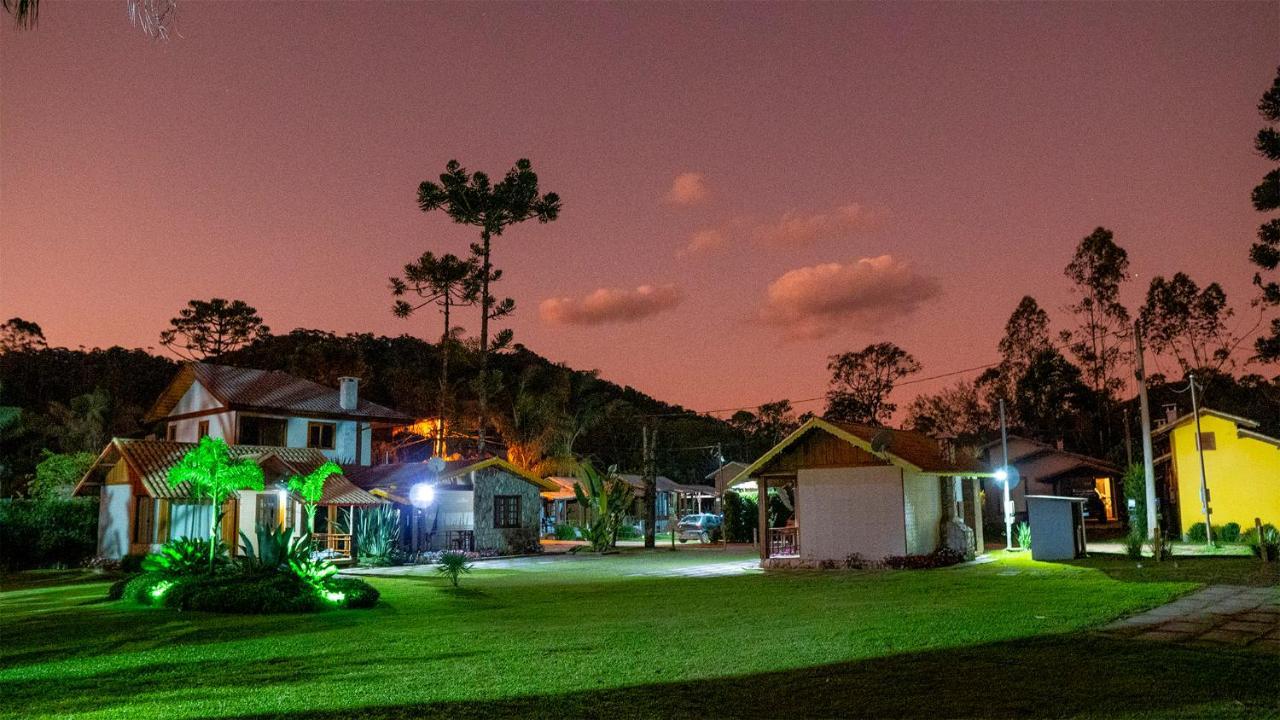 Recanto Meu Pedacinho de Chão Hotel Visconde De Maua Exterior foto